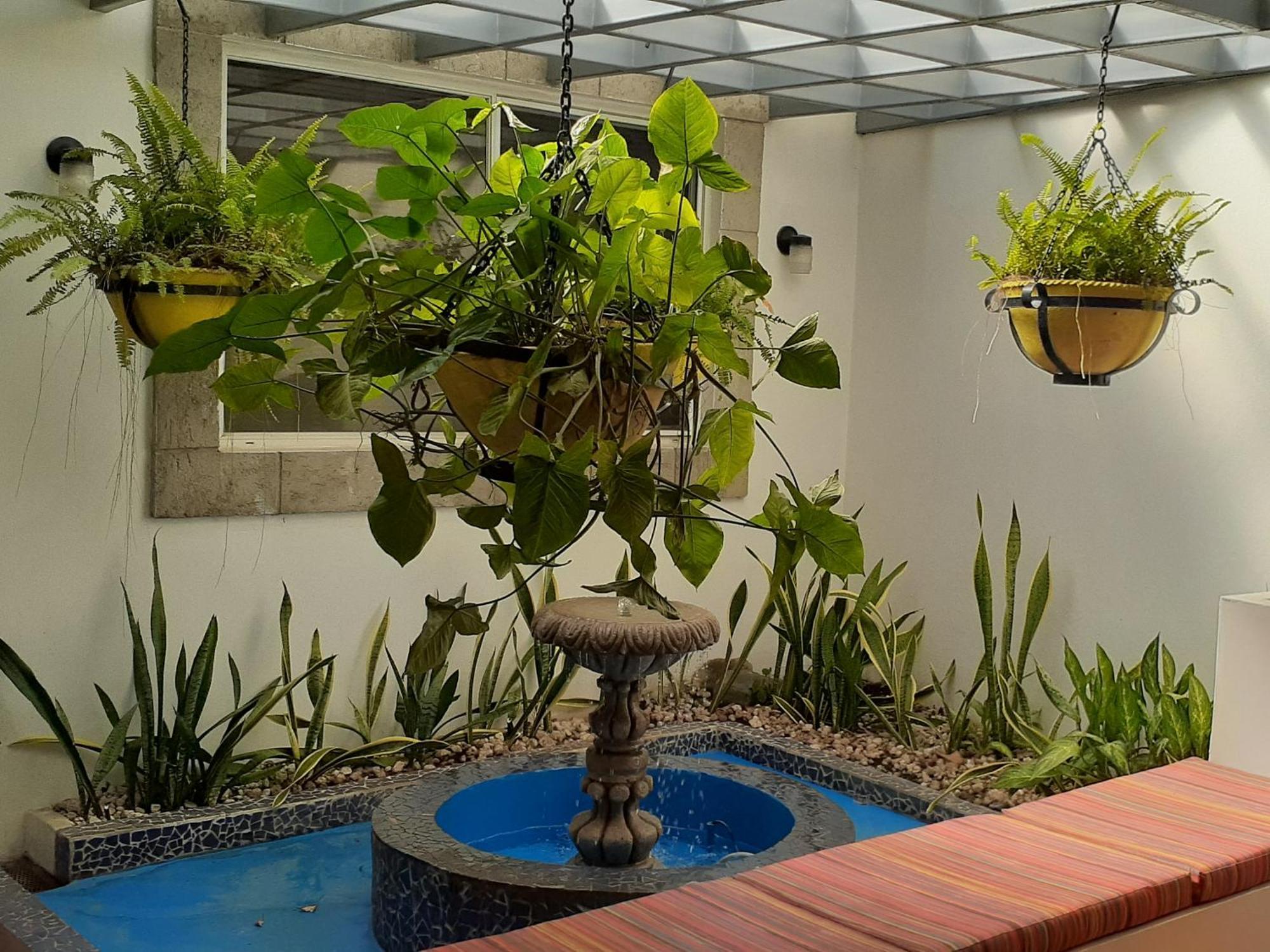 Hotel El Almendro Managua Exterior foto